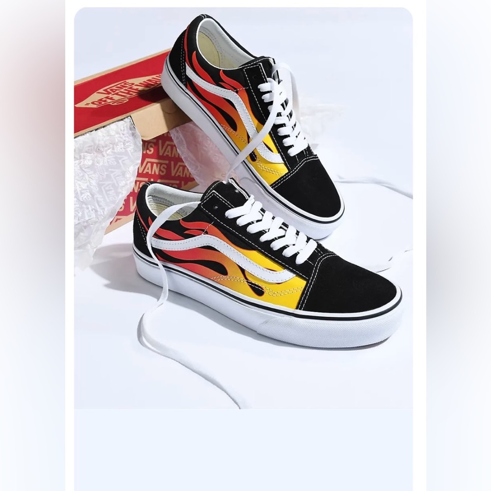 Vans Old Skool Skater Flame size 6.5 for men, size 8 for women EUC